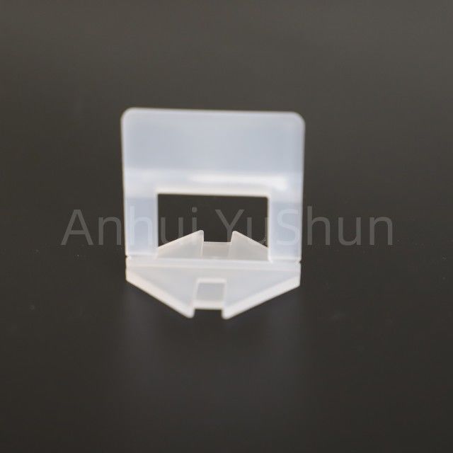 1.5 Mm Self Leveling Ceramic Tile Spacers And Levelers Clips For Flooring Installation