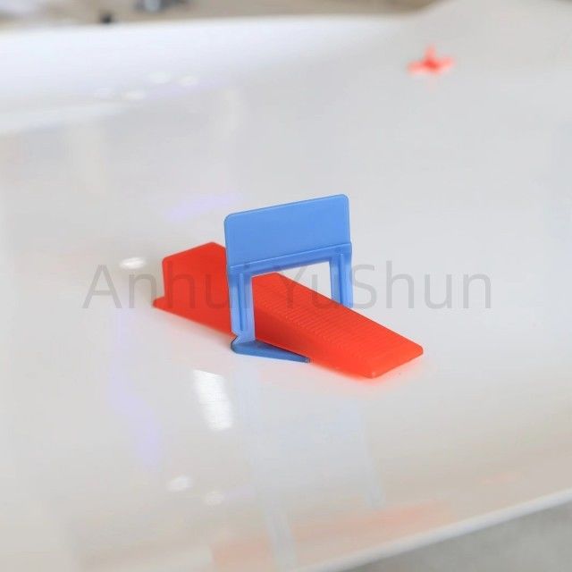 Black 1.0mm Tile Leveling Clips And Wedges Spacers For Flooring Plastic
