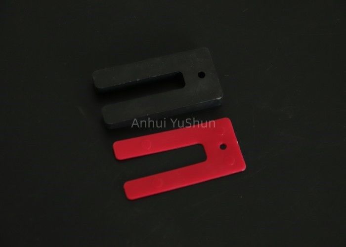 Red Window Packers For Easy And Accurate Installations With Window Plastic Instalers