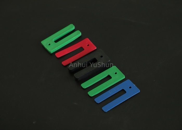 Red Window Packers For Easy And Accurate Installations With Window Plastic Instalers